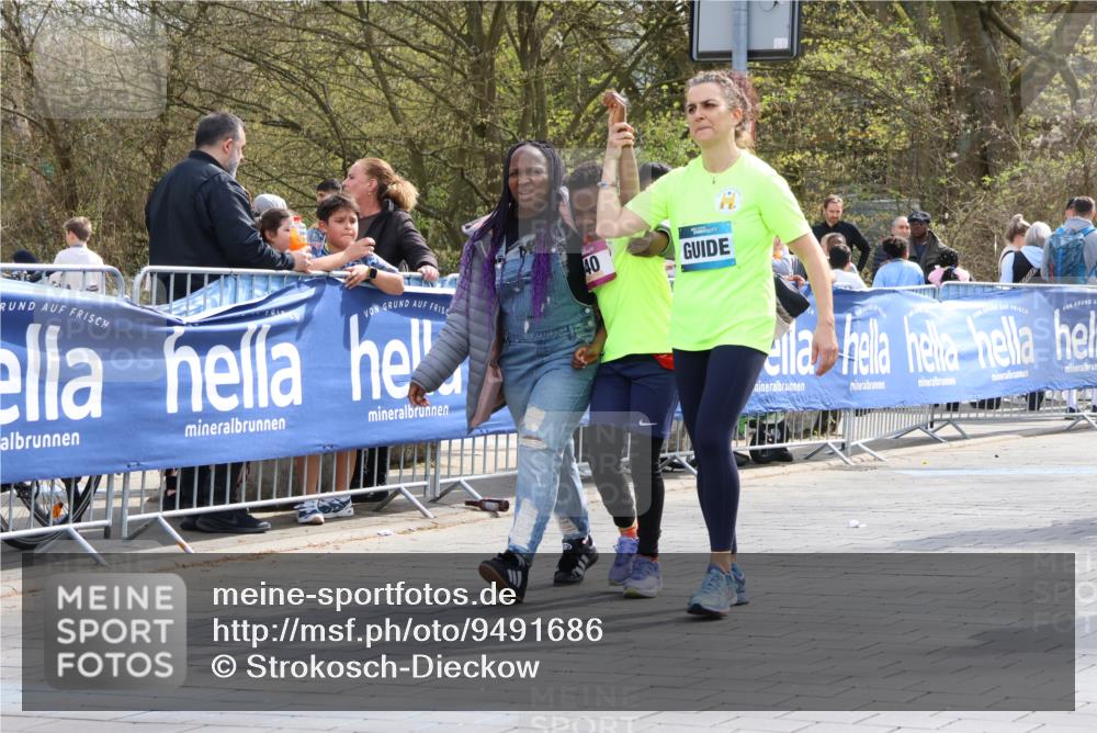 12.04.2026 - 45. Internationalen Wilhelmsburger Insellauf Strokosch-Dieckow http://msf.ph/oto/9491686 12.04.2026 14:56:52 Ziel  meine-sportfotos.de