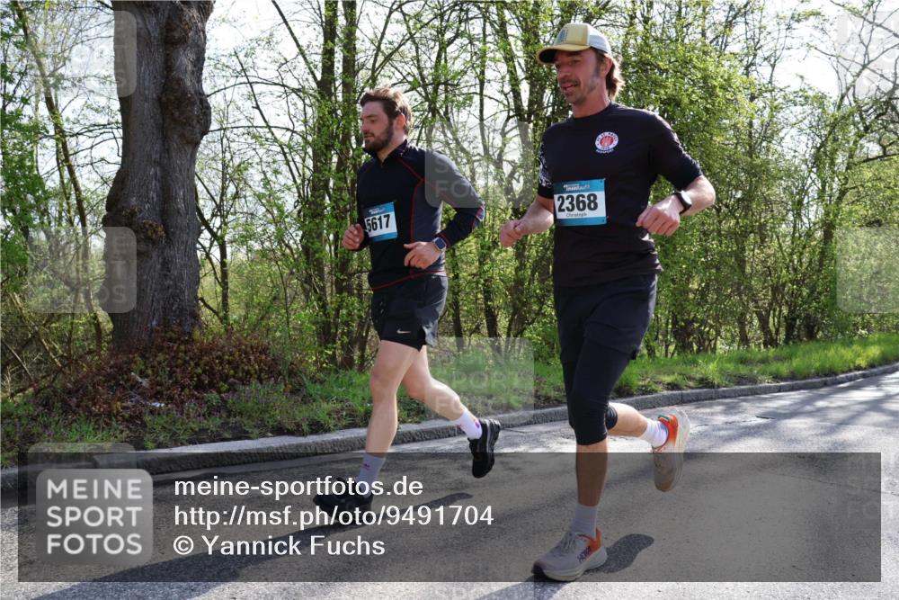 12.04.2026 - 45. Internationalen Wilhelmsburger Insellauf Yannick Fuchs http://msf.ph/oto/9491704 12.04.2026 10:42:46 Laufen 5617, 2368 meine-sportfotos.de