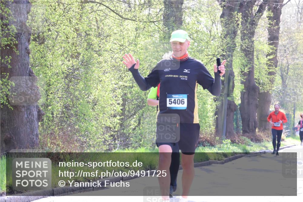 12.04.2026 - 45. Internationalen Wilhelmsburger Insellauf Yannick Fuchs http://msf.ph/oto/9491725 12.04.2026 10:42:52 Laufen 2015, 5406, 5268 meine-sportfotos.de