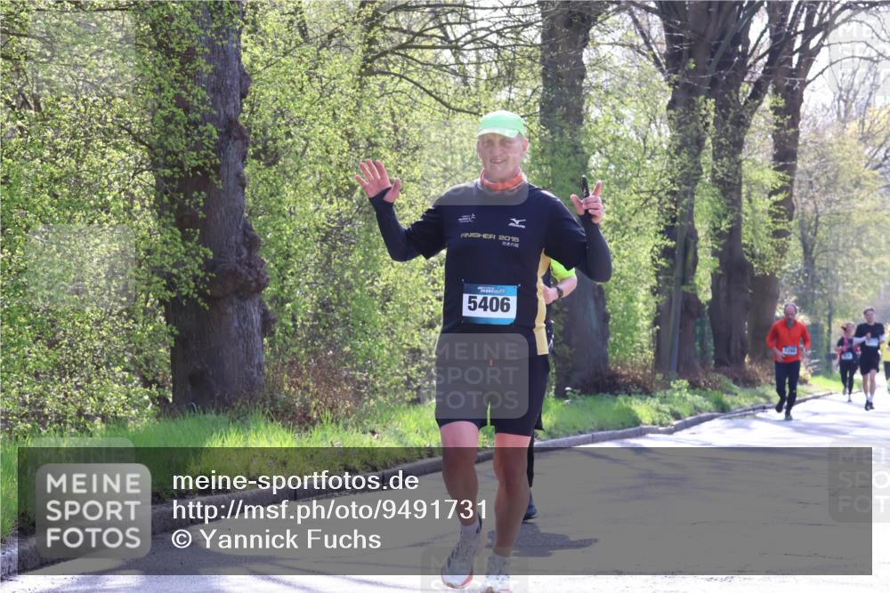 12.04.2026 - 45. Internationalen Wilhelmsburger Insellauf Yannick Fuchs http://msf.ph/oto/9491731 12.04.2026 10:42:53 Laufen 2015, 5406, 15200 meine-sportfotos.de
