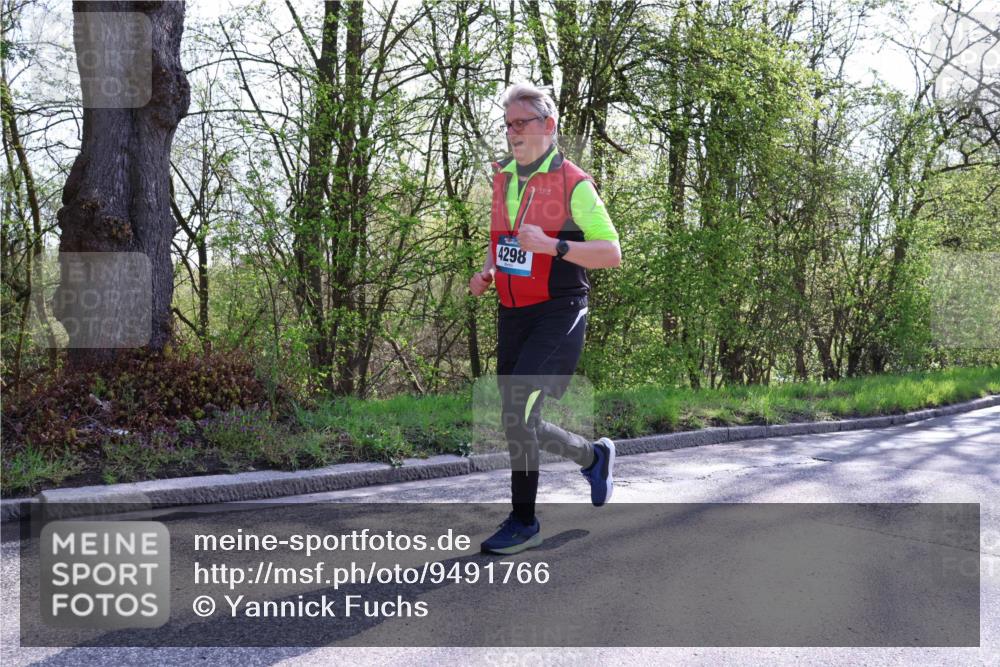 12.04.2026 - 45. Internationalen Wilhelmsburger Insellauf Yannick Fuchs http://msf.ph/oto/9491766 12.04.2026 10:42:58 Laufen 4298 meine-sportfotos.de