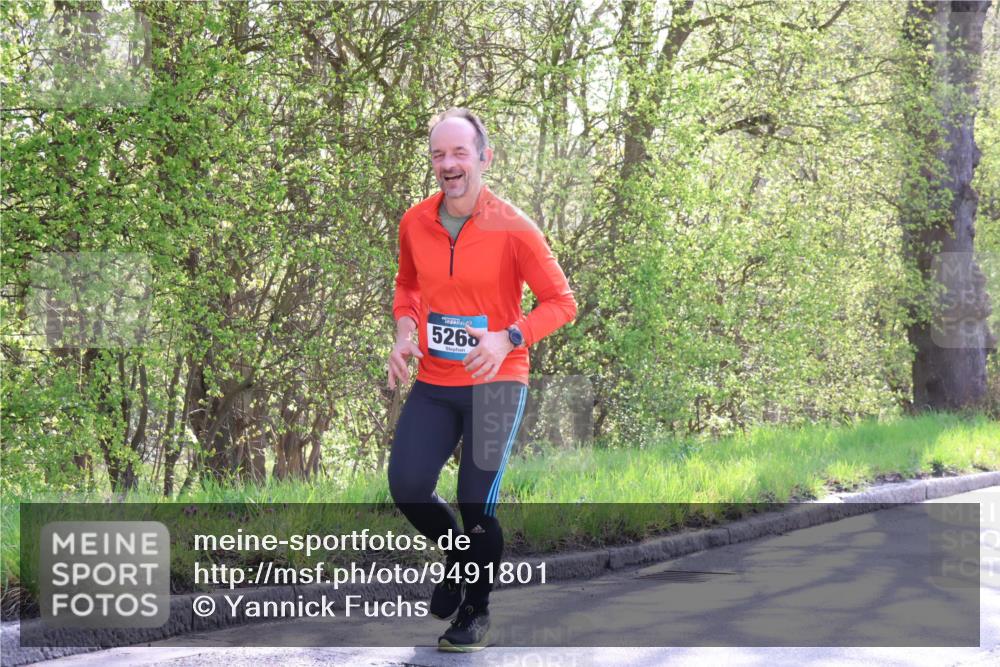 12.04.2026 - 45. Internationalen Wilhelmsburger Insellauf Yannick Fuchs http://msf.ph/oto/9491801 12.04.2026 10:43:06 Laufen 5268 meine-sportfotos.de