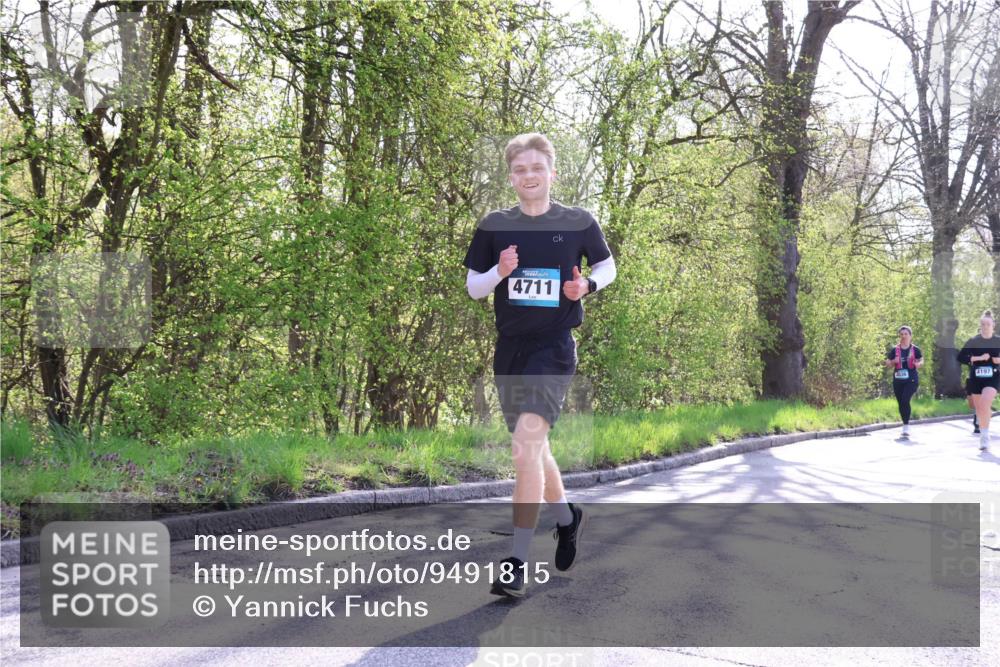 12.04.2026 - 45. Internationalen Wilhelmsburger Insellauf Yannick Fuchs http://msf.ph/oto/9491815 12.04.2026 10:43:09 Laufen 4711, 4197 meine-sportfotos.de
