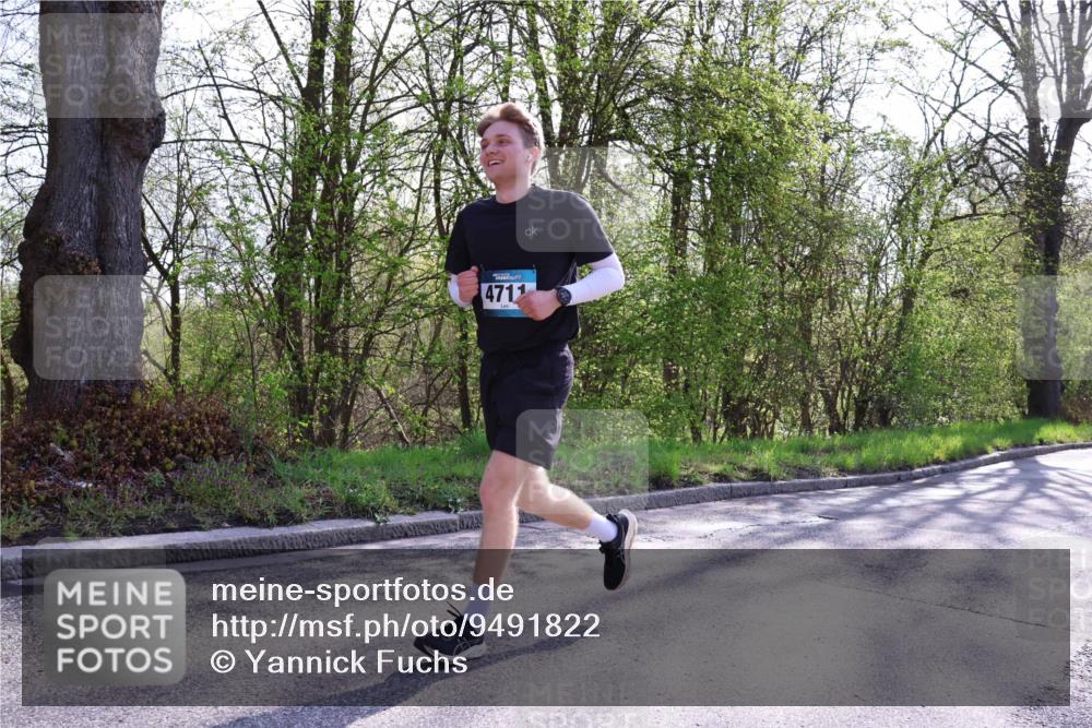 12.04.2026 - 45. Internationalen Wilhelmsburger Insellauf Yannick Fuchs http://msf.ph/oto/9491822 12.04.2026 10:43:10 Laufen 4711 meine-sportfotos.de