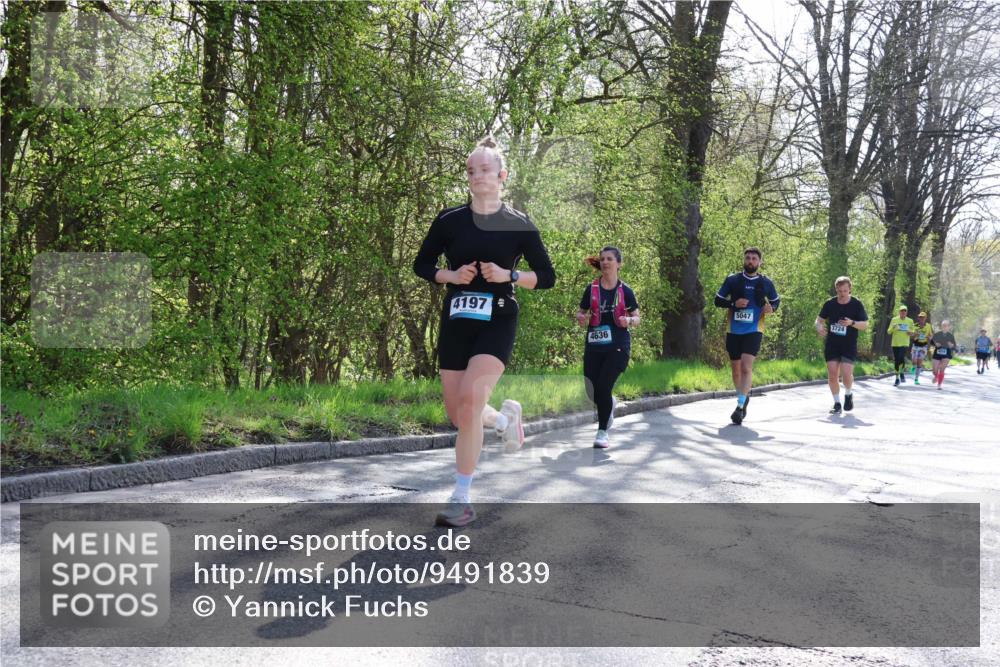 12.04.2026 - 45. Internationalen Wilhelmsburger Insellauf Yannick Fuchs http://msf.ph/oto/9491839 12.04.2026 10:43:12 Laufen 4197, 4636, 5047, 3724 meine-sportfotos.de