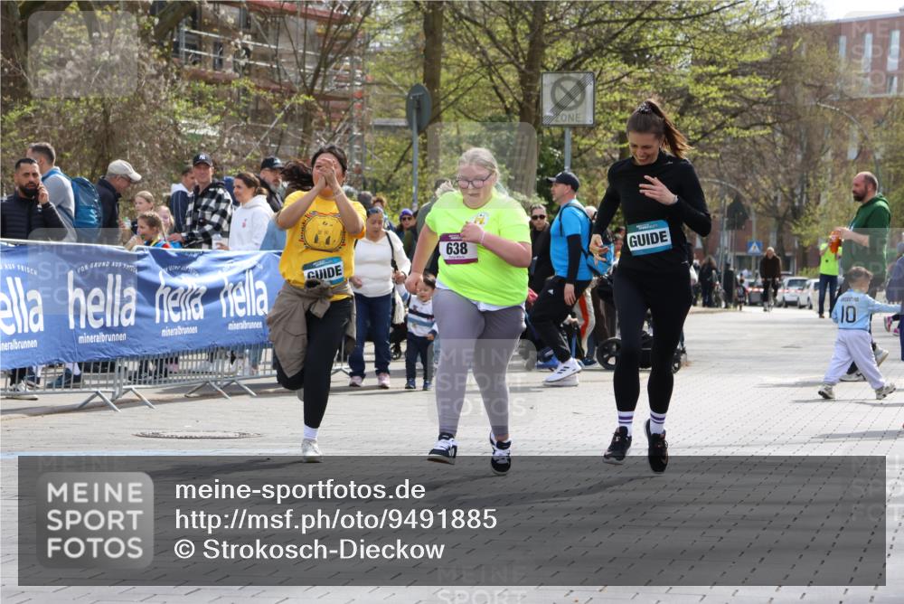 12.04.2026 - 45. Internationalen Wilhelmsburger Insellauf Strokosch-Dieckow http://msf.ph/oto/9491885 12.04.2026 14:55:15 Ziel 638 meine-sportfotos.de