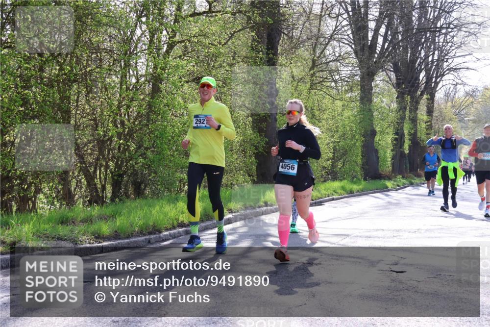 12.04.2026 - 45. Internationalen Wilhelmsburger Insellauf Yannick Fuchs http://msf.ph/oto/9491890 12.04.2026 10:43:20 Laufen 292, 4056, 2569, 660 meine-sportfotos.de