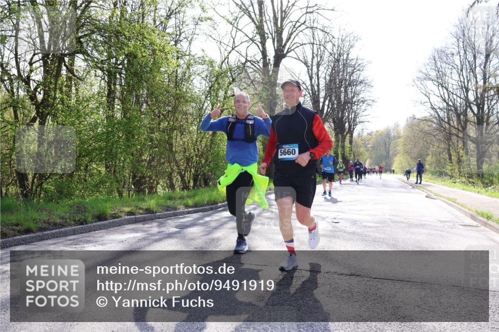 12.04.2026 - 45. Internationalen Wilhelmsburger Insellauf Yannick Fuchs http://msf.ph/oto/9491919 12.04.2026 10:43:24 Laufen 5660, 2560 meine-sportfotos.de