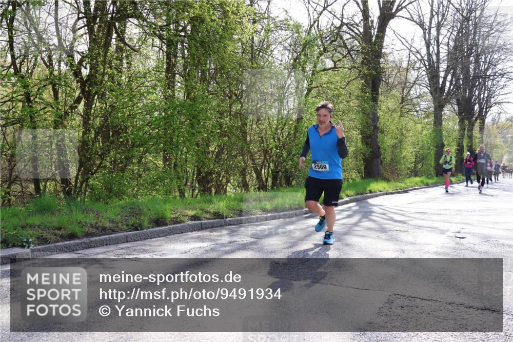 12.04.2026 - 45. Internationalen Wilhelmsburger Insellauf Yannick Fuchs http://msf.ph/oto/9491934 12.04.2026 10:43:27 Laufen 2569, 4500 meine-sportfotos.de