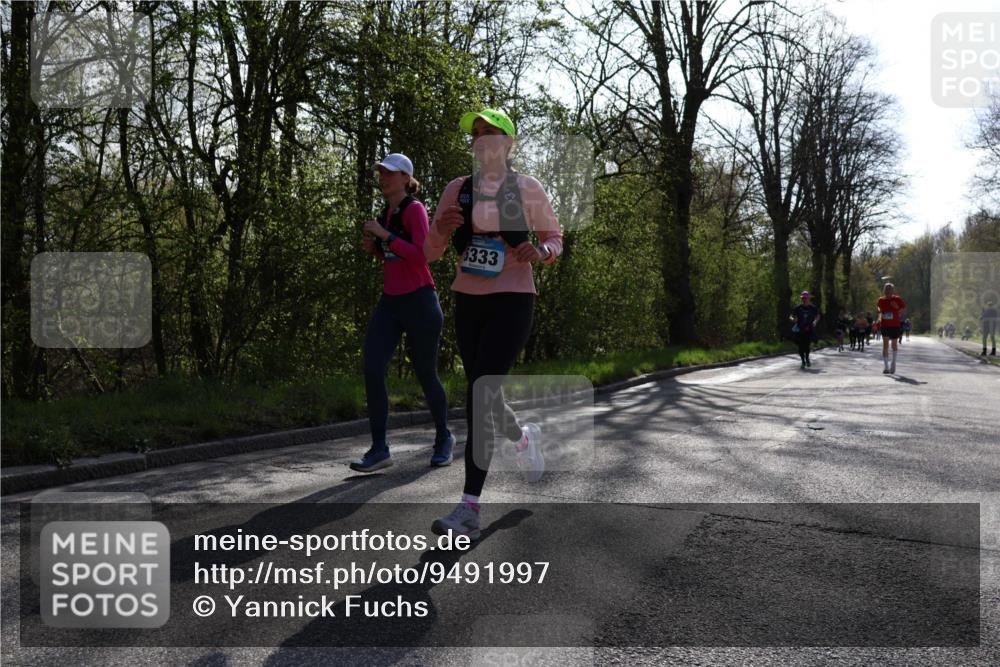 12.04.2026 - 45. Internationalen Wilhelmsburger Insellauf Yannick Fuchs http://msf.ph/oto/9491997 12.04.2026 10:43:36 Laufen 6333 meine-sportfotos.de