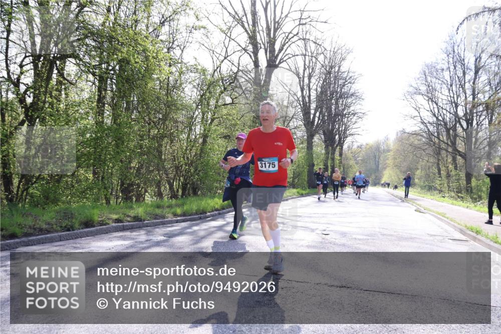 12.04.2026 - 45. Internationalen Wilhelmsburger Insellauf Yannick Fuchs http://msf.ph/oto/9492026 12.04.2026 10:43:40 Laufen 3175 meine-sportfotos.de