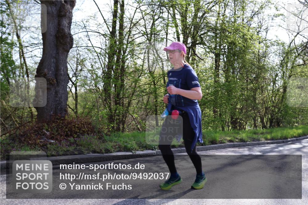 12.04.2026 - 45. Internationalen Wilhelmsburger Insellauf Yannick Fuchs http://msf.ph/oto/9492037 12.04.2026 10:43:42 Laufen  meine-sportfotos.de