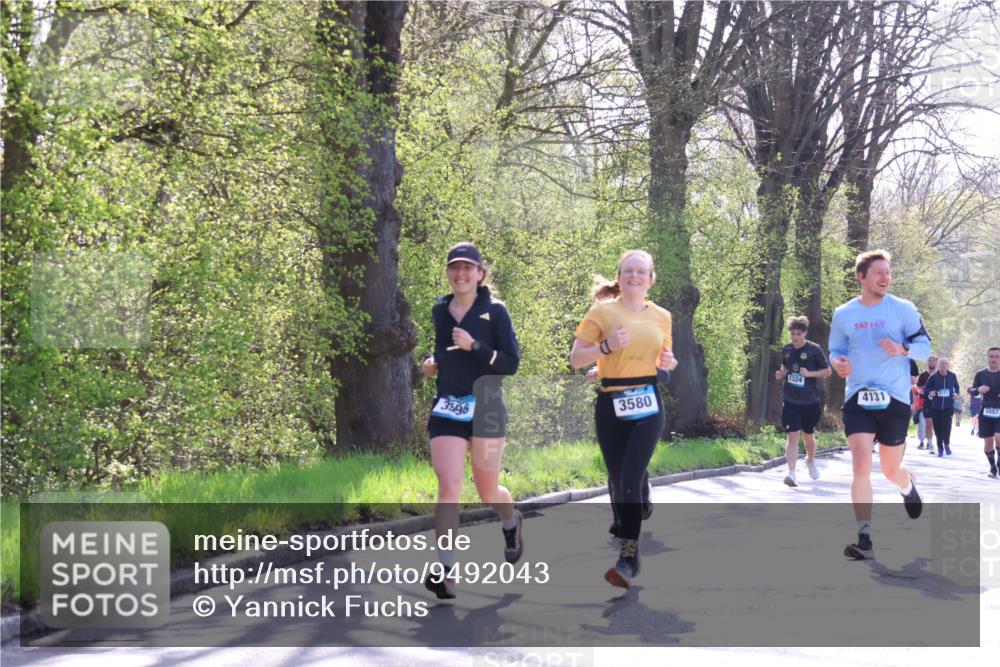 12.04.2026 - 45. Internationalen Wilhelmsburger Insellauf Yannick Fuchs http://msf.ph/oto/9492043 12.04.2026 10:43:44 Laufen 3396, 3580, 2324, 4131, 5771, 5557 meine-sportfotos.de