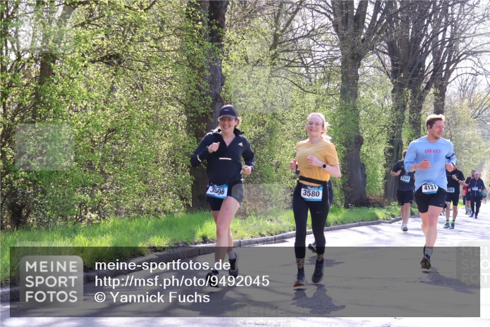 12.04.2026 - 45. Internationalen Wilhelmsburger Insellauf Yannick Fuchs http://msf.ph/oto/9492045 12.04.2026 10:43:44 Laufen 3396, 3580, 2324, 4131 meine-sportfotos.de