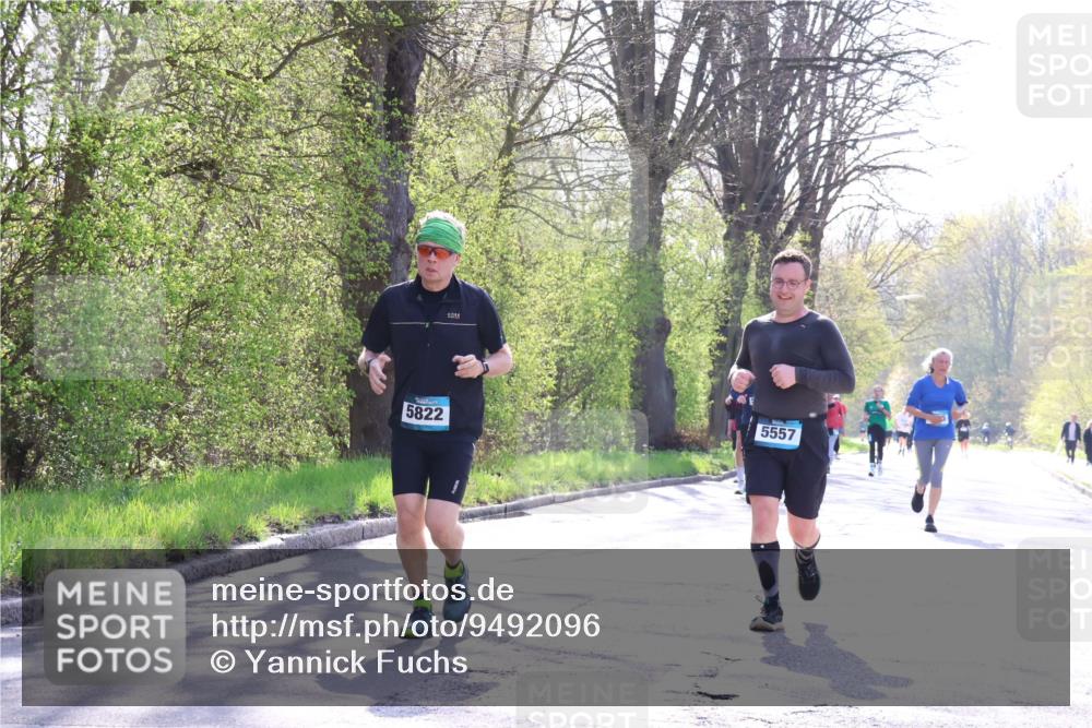 12.04.2026 - 45. Internationalen Wilhelmsburger Insellauf Yannick Fuchs http://msf.ph/oto/9492096 12.04.2026 10:43:52 Laufen 5822, 5557 meine-sportfotos.de