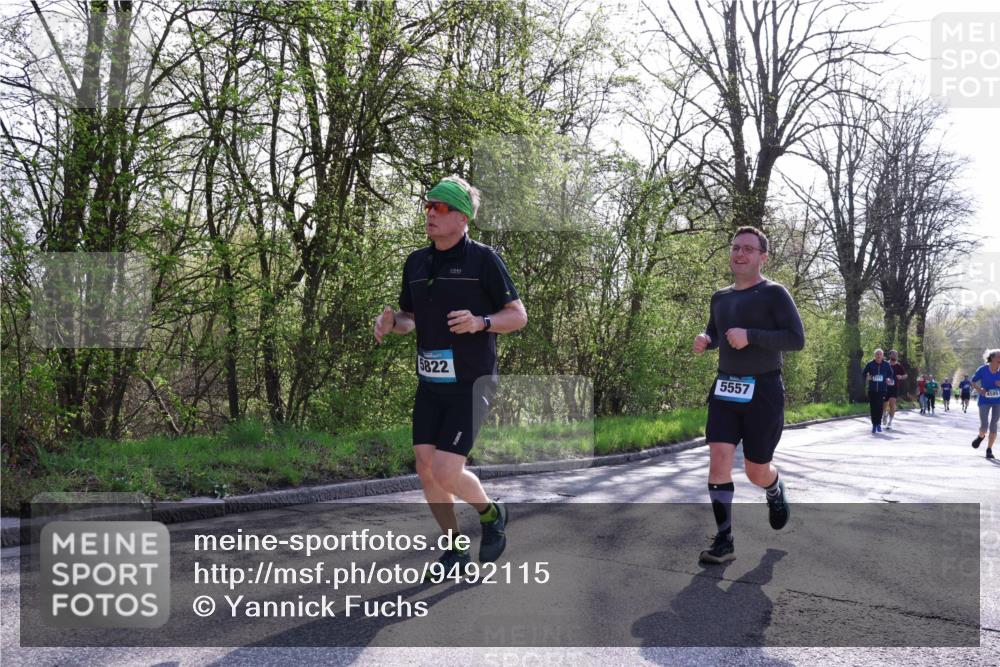 12.04.2026 - 45. Internationalen Wilhelmsburger Insellauf Yannick Fuchs http://msf.ph/oto/9492115 12.04.2026 10:43:54 Laufen 5822, 5557 meine-sportfotos.de