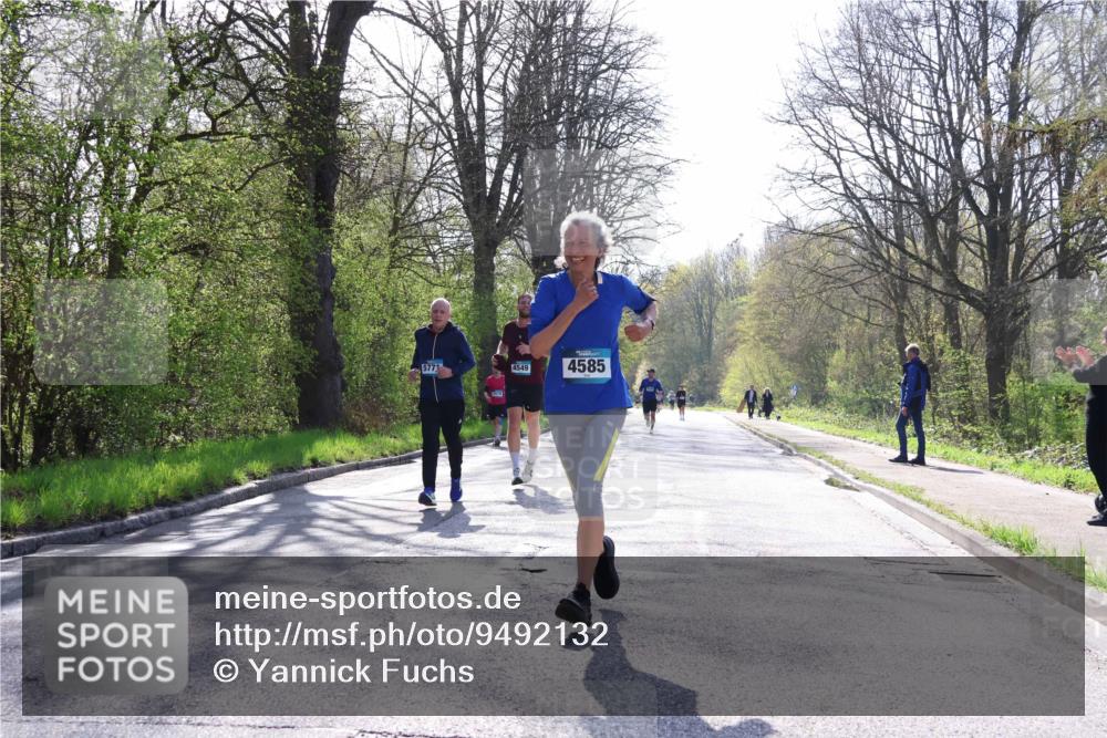 12.04.2026 - 45. Internationalen Wilhelmsburger Insellauf Yannick Fuchs http://msf.ph/oto/9492132 12.04.2026 10:43:56 Laufen 577, 4549, 4585 meine-sportfotos.de