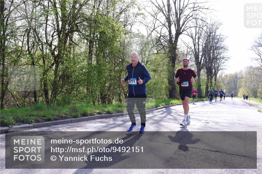 12.04.2026 - 45. Internationalen Wilhelmsburger Insellauf Yannick Fuchs http://msf.ph/oto/9492151 12.04.2026 10:43:59 Laufen 5771, 4549 meine-sportfotos.de