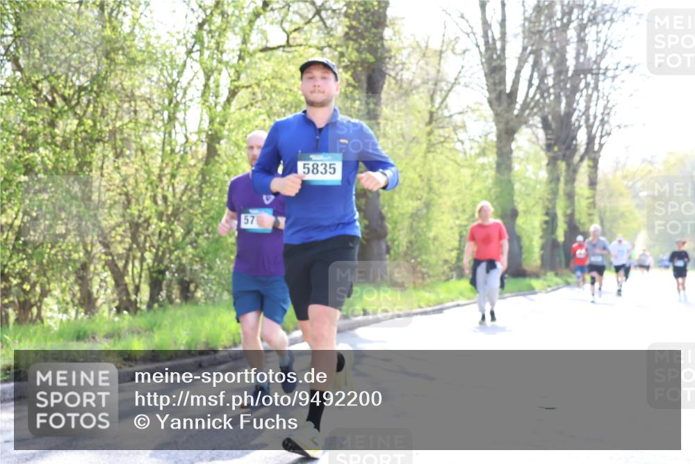 12.04.2026 - 45. Internationalen Wilhelmsburger Insellauf Yannick Fuchs http://msf.ph/oto/9492200 12.04.2026 10:44:07 Laufen 57, 5835 meine-sportfotos.de