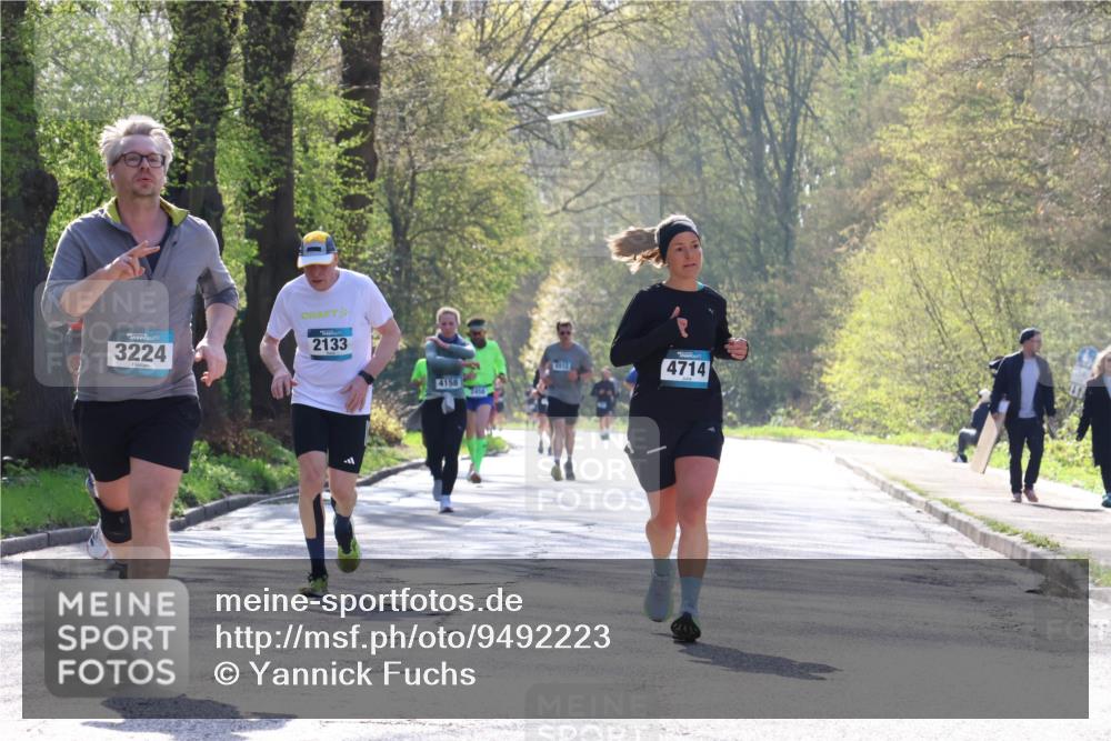 12.04.2026 - 45. Internationalen Wilhelmsburger Insellauf Yannick Fuchs http://msf.ph/oto/9492223 12.04.2026 10:44:11 Laufen 3224, 2133, 4158, 4714 meine-sportfotos.de