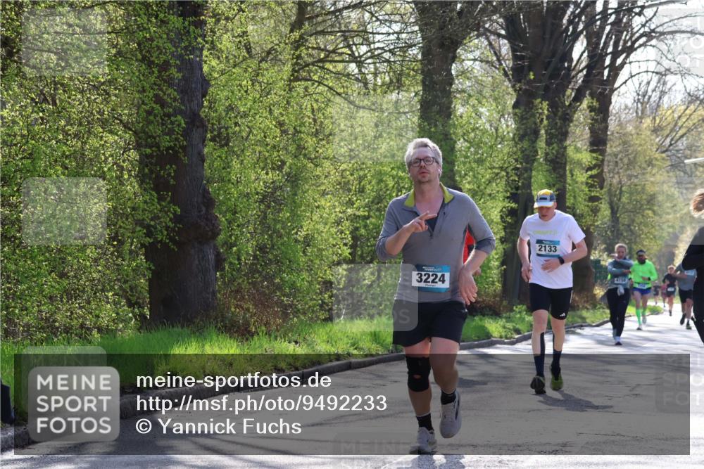 12.04.2026 - 45. Internationalen Wilhelmsburger Insellauf Yannick Fuchs http://msf.ph/oto/9492233 12.04.2026 10:44:12 Laufen 3224, 2133, 4158 meine-sportfotos.de