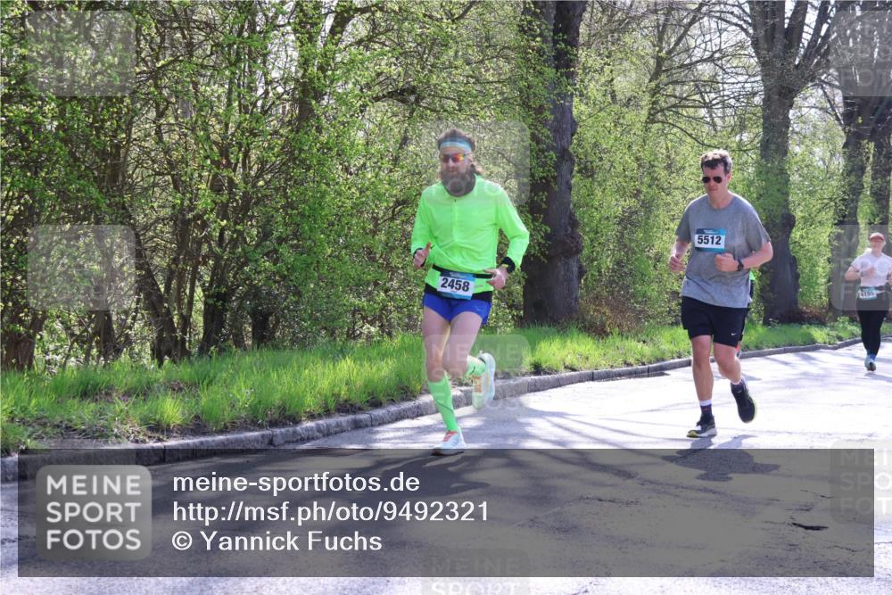 12.04.2026 - 45. Internationalen Wilhelmsburger Insellauf Yannick Fuchs http://msf.ph/oto/9492321 12.04.2026 10:44:27 Laufen 2458, 5512, 4155 meine-sportfotos.de