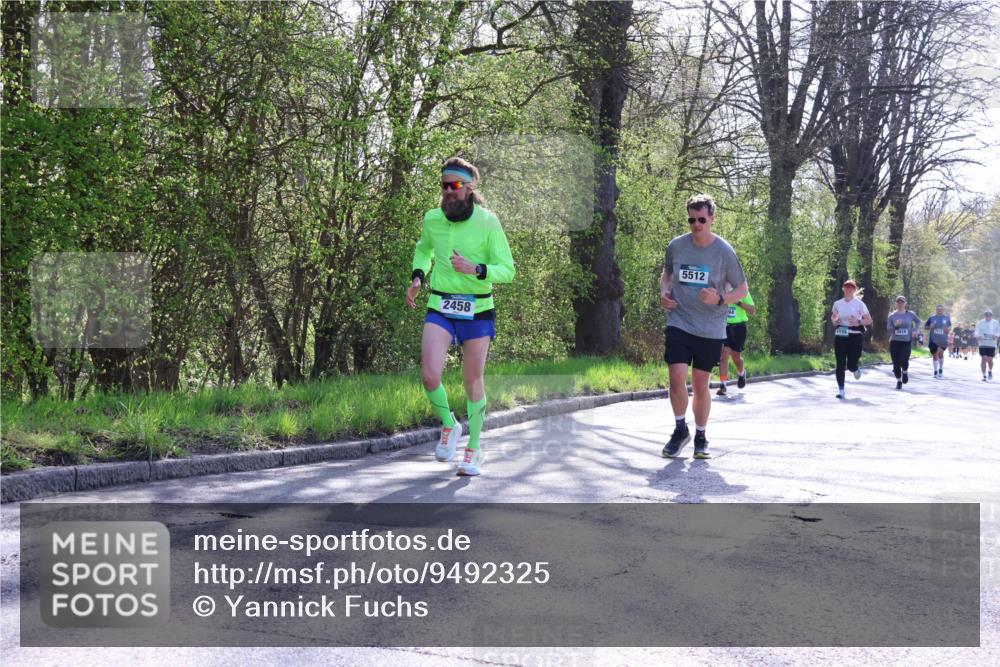12.04.2026 - 45. Internationalen Wilhelmsburger Insellauf Yannick Fuchs http://msf.ph/oto/9492325 12.04.2026 10:44:27 Laufen 2458, 5512, 3916 meine-sportfotos.de