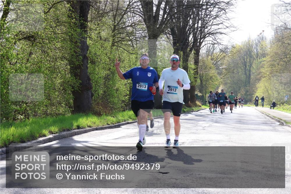 12.04.2026 - 45. Internationalen Wilhelmsburger Insellauf Yannick Fuchs http://msf.ph/oto/9492379 12.04.2026 10:44:37 Laufen 2913, 2912 meine-sportfotos.de