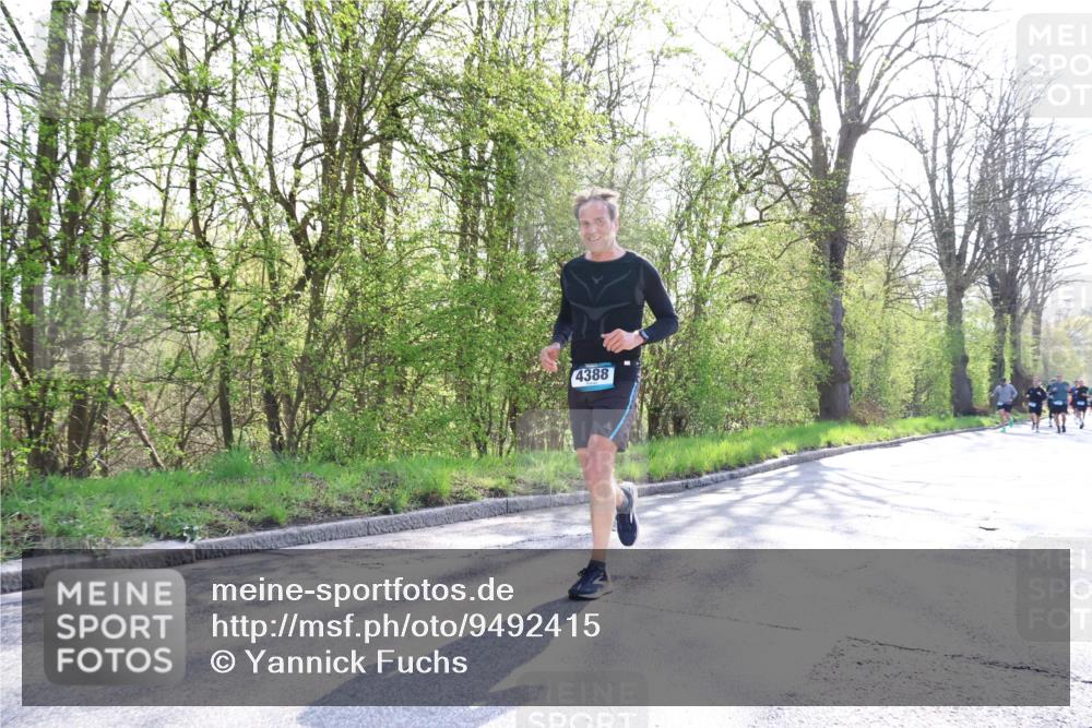 12.04.2026 - 45. Internationalen Wilhelmsburger Insellauf Yannick Fuchs http://msf.ph/oto/9492415 12.04.2026 10:44:42 Laufen 4388 meine-sportfotos.de