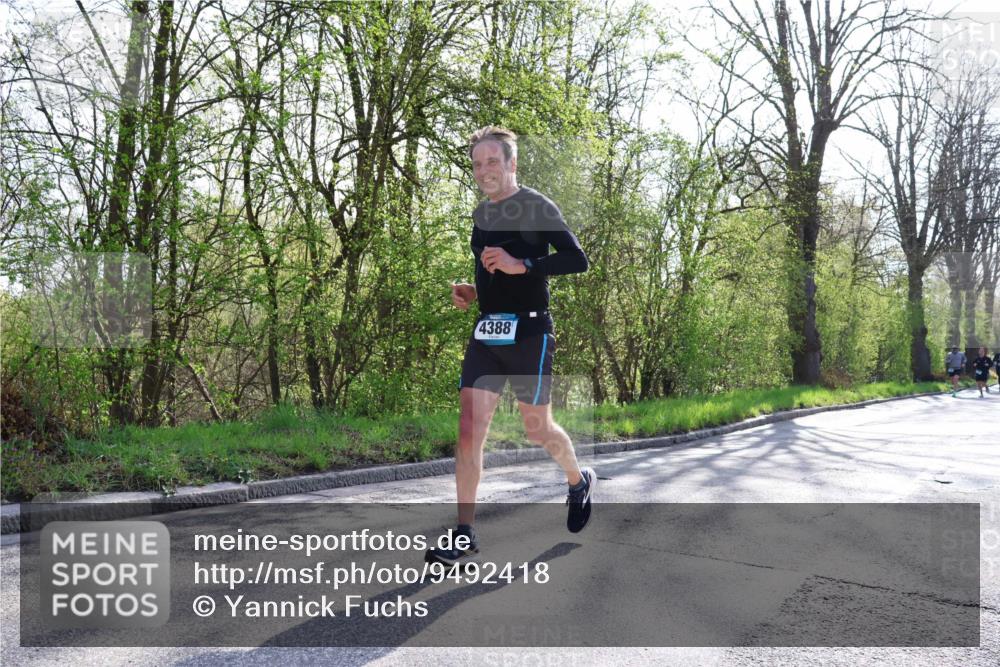 12.04.2026 - 45. Internationalen Wilhelmsburger Insellauf Yannick Fuchs http://msf.ph/oto/9492418 12.04.2026 10:44:42 Laufen 4388 meine-sportfotos.de