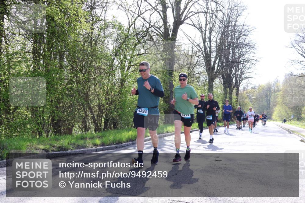 12.04.2026 - 45. Internationalen Wilhelmsburger Insellauf Yannick Fuchs http://msf.ph/oto/9492459 12.04.2026 10:44:51 Laufen 4394, 3721, 2847, 2861 meine-sportfotos.de