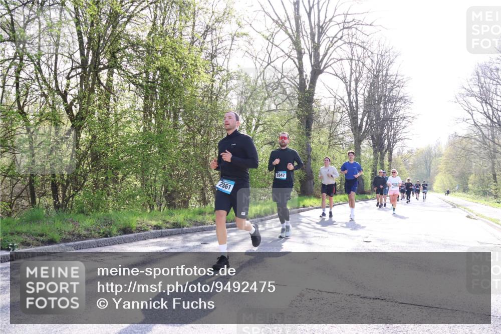 12.04.2026 - 45. Internationalen Wilhelmsburger Insellauf Yannick Fuchs http://msf.ph/oto/9492475 12.04.2026 10:44:54 Laufen 2861, 2847 meine-sportfotos.de