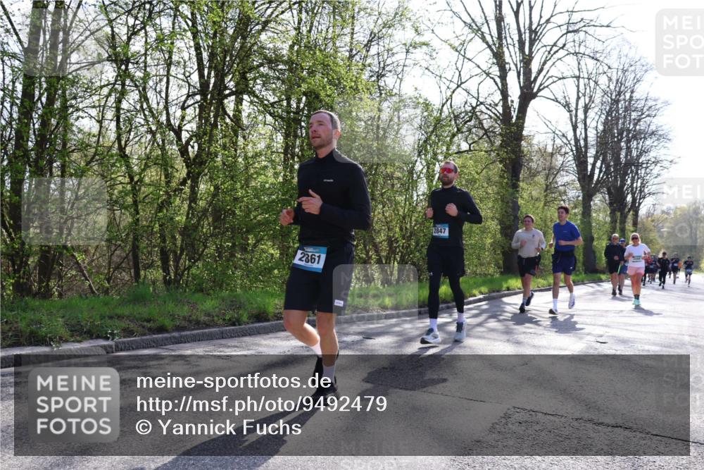 12.04.2026 - 45. Internationalen Wilhelmsburger Insellauf Yannick Fuchs http://msf.ph/oto/9492479 12.04.2026 10:44:55 Laufen 2861, 2847 meine-sportfotos.de