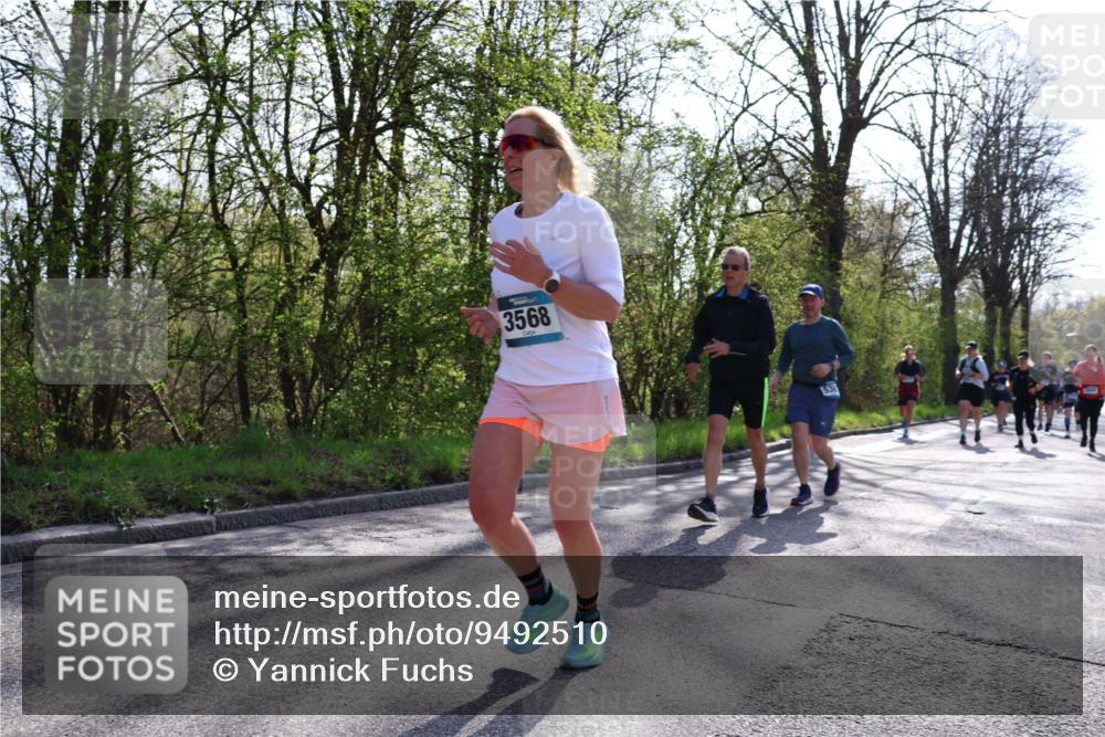 12.04.2026 - 45. Internationalen Wilhelmsburger Insellauf Yannick Fuchs http://msf.ph/oto/9492510 12.04.2026 10:44:59 Laufen 3568, 53 meine-sportfotos.de