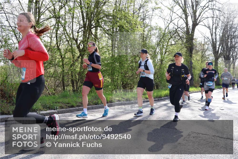 12.04.2026 - 45. Internationalen Wilhelmsburger Insellauf Yannick Fuchs http://msf.ph/oto/9492540 12.04.2026 10:45:04 Laufen 1915, 800, 283, 4717, 2067 meine-sportfotos.de