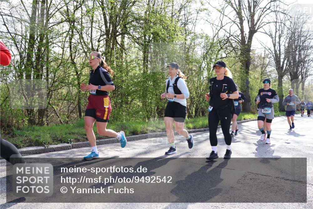 12.04.2026 - 45. Internationalen Wilhelmsburger Insellauf Yannick Fuchs http://msf.ph/oto/9492542 12.04.2026 10:45:04 Laufen 2915, 21, 2067, 4717 meine-sportfotos.de