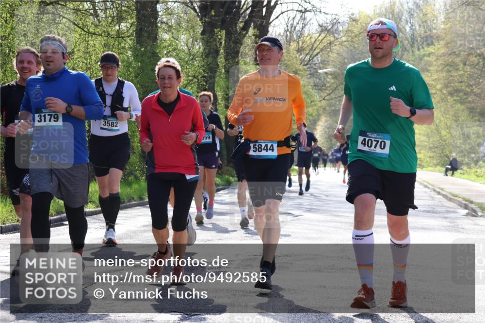 12.04.2026 - 45. Internationalen Wilhelmsburger Insellauf Yannick Fuchs http://msf.ph/oto/9492585 12.04.2026 10:45:11 Laufen 3179, 3582, 59, 5844, 4070 meine-sportfotos.de