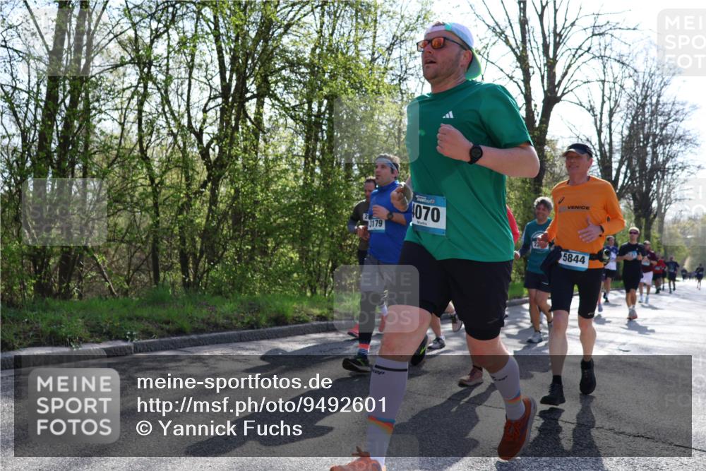12.04.2026 - 45. Internationalen Wilhelmsburger Insellauf Yannick Fuchs http://msf.ph/oto/9492601 12.04.2026 10:45:14 Laufen 3179, 070, 5844 meine-sportfotos.de