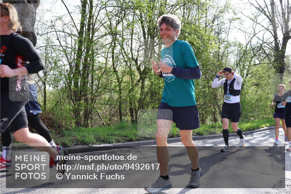 12.04.2026 - 45. Internationalen Wilhelmsburger Insellauf Yannick Fuchs http://msf.ph/oto/9492617 12.04.2026 10:45:16 Laufen 3582 meine-sportfotos.de