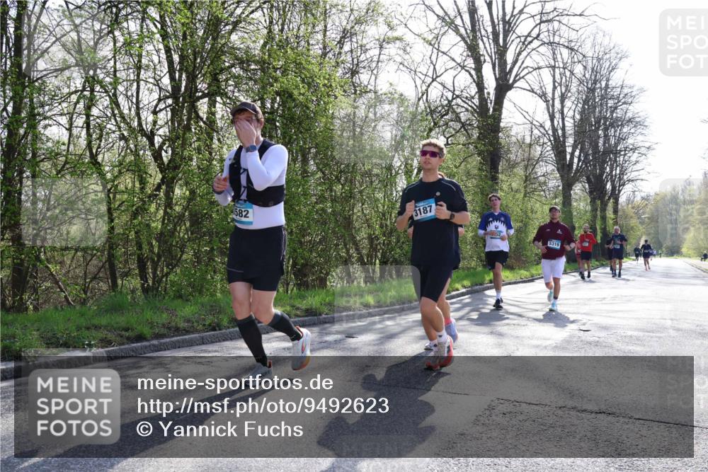 12.04.2026 - 45. Internationalen Wilhelmsburger Insellauf Yannick Fuchs http://msf.ph/oto/9492623 12.04.2026 10:45:16 Laufen 582, 3187, 5319 meine-sportfotos.de