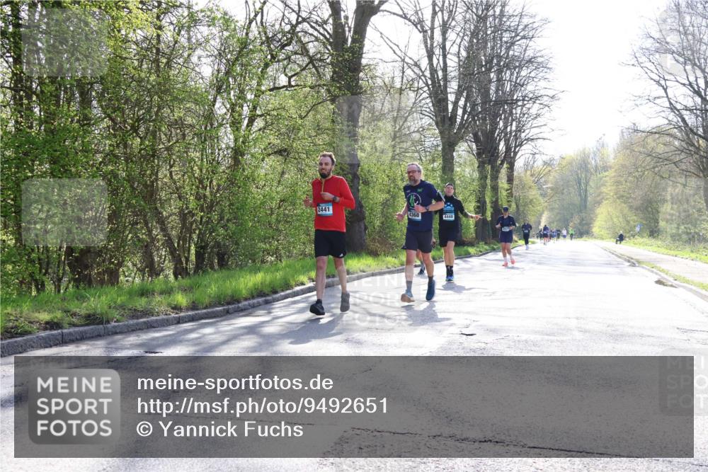12.04.2026 - 45. Internationalen Wilhelmsburger Insellauf Yannick Fuchs http://msf.ph/oto/9492651 12.04.2026 10:45:21 Laufen 2441, 4368, 4448 meine-sportfotos.de