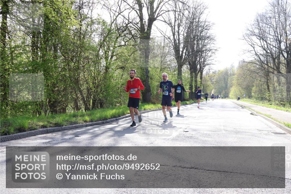 12.04.2026 - 45. Internationalen Wilhelmsburger Insellauf Yannick Fuchs http://msf.ph/oto/9492652 12.04.2026 10:45:21 Laufen 2441, 4368, 4448 meine-sportfotos.de