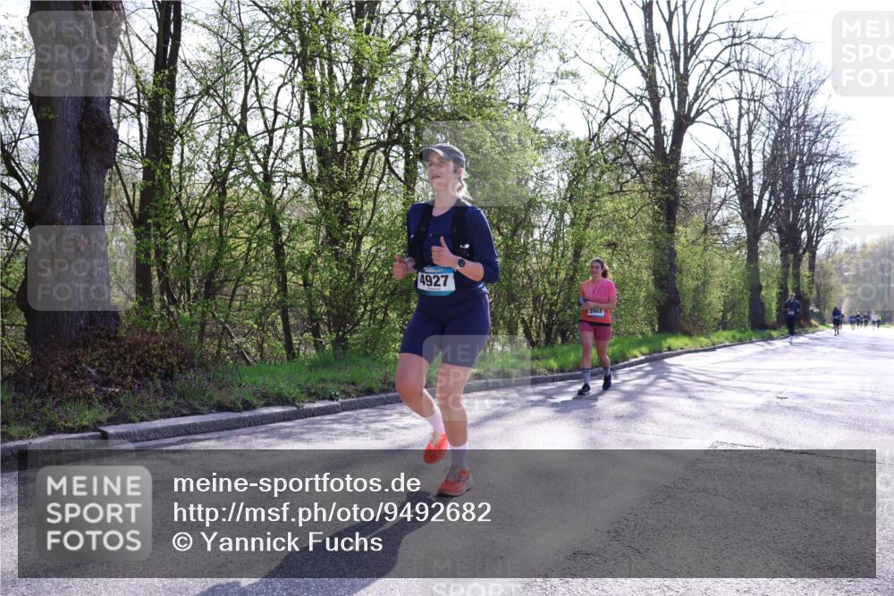 12.04.2026 - 45. Internationalen Wilhelmsburger Insellauf Yannick Fuchs http://msf.ph/oto/9492682 12.04.2026 10:45:28 Laufen 4927, 3968 meine-sportfotos.de