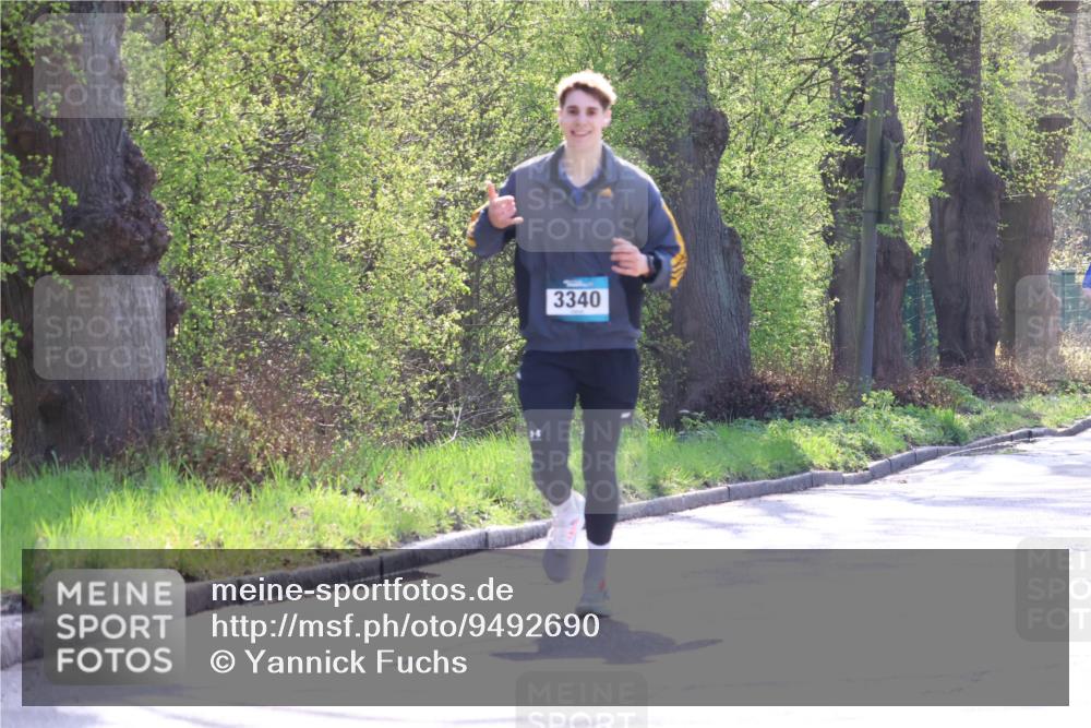 12.04.2026 - 45. Internationalen Wilhelmsburger Insellauf Yannick Fuchs http://msf.ph/oto/9492690 12.04.2026 10:45:32 Laufen 3340 meine-sportfotos.de