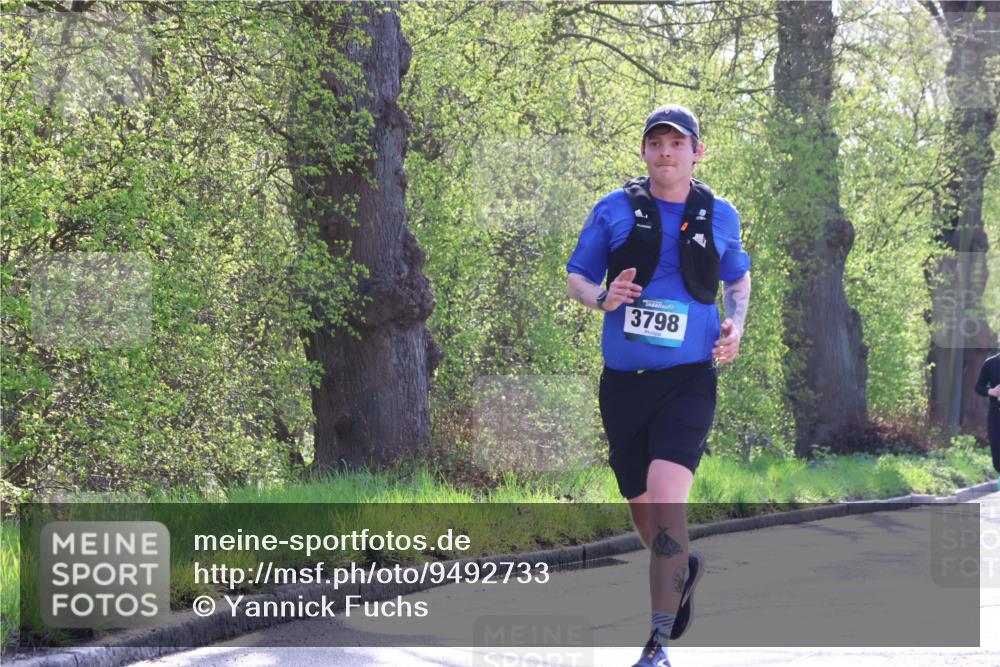 12.04.2026 - 45. Internationalen Wilhelmsburger Insellauf Yannick Fuchs http://msf.ph/oto/9492733 12.04.2026 10:45:41 Laufen 3798 meine-sportfotos.de