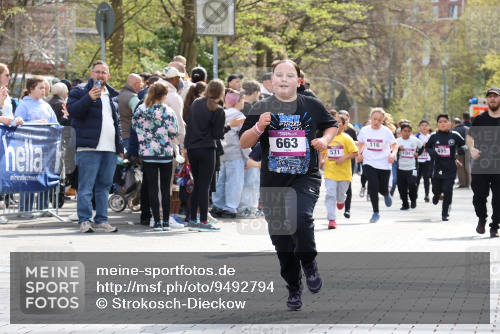 12.04.2026 - 45. Internationalen Wilhelmsburger Insellauf Strokosch-Dieckow http://msf.ph/oto/9492794 12.04.2026 14:50:48 Ziel 331, 626, 895, 357, 889, 408, 351, 893, 455, 388, 663, 359, 858, 531, 493, 1822 meine-sportfotos.de