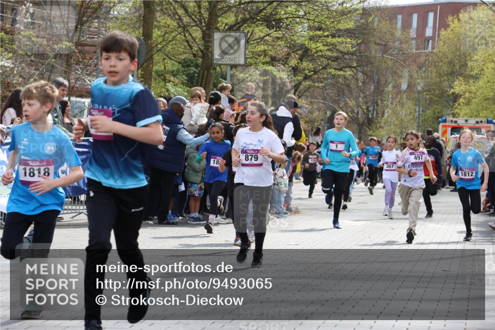 12.04.2026 - 45. Internationalen Wilhelmsburger Insellauf Strokosch-Dieckow http://msf.ph/oto/9493065 12.04.2026 14:49:34 Ziel 1809, 440, 881, 348, 602, 627, 458, 161, 542, 1842, 894, 882, 652, 1818, 867, 377, 879, 1839, 401, 1812, 106, 169, 1 meine-sportfotos.de
