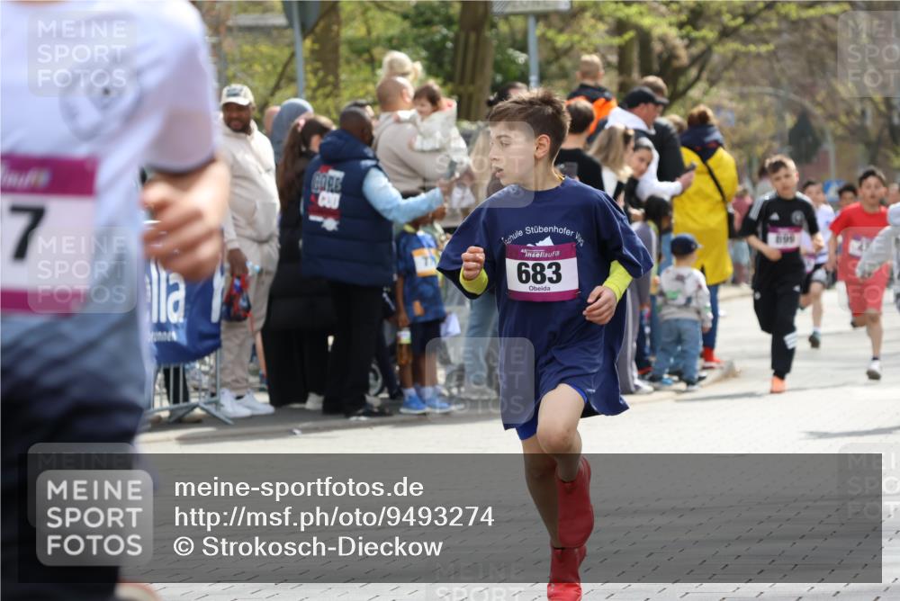 12.04.2026 - 45. Internationalen Wilhelmsburger Insellauf Strokosch-Dieckow http://msf.ph/oto/9493274 12.04.2026 14:48:45 Ziel 1826, 1841, 337, 167, 1846, 683, 900, 899, 49 meine-sportfotos.de