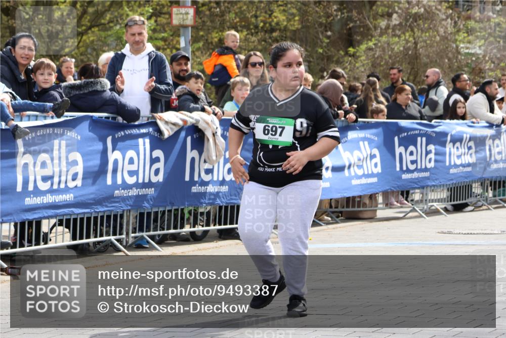 12.04.2026 - 45. Internationalen Wilhelmsburger Insellauf Strokosch-Dieckow http://msf.ph/oto/9493387 12.04.2026 14:41:42 Ziel  meine-sportfotos.de
