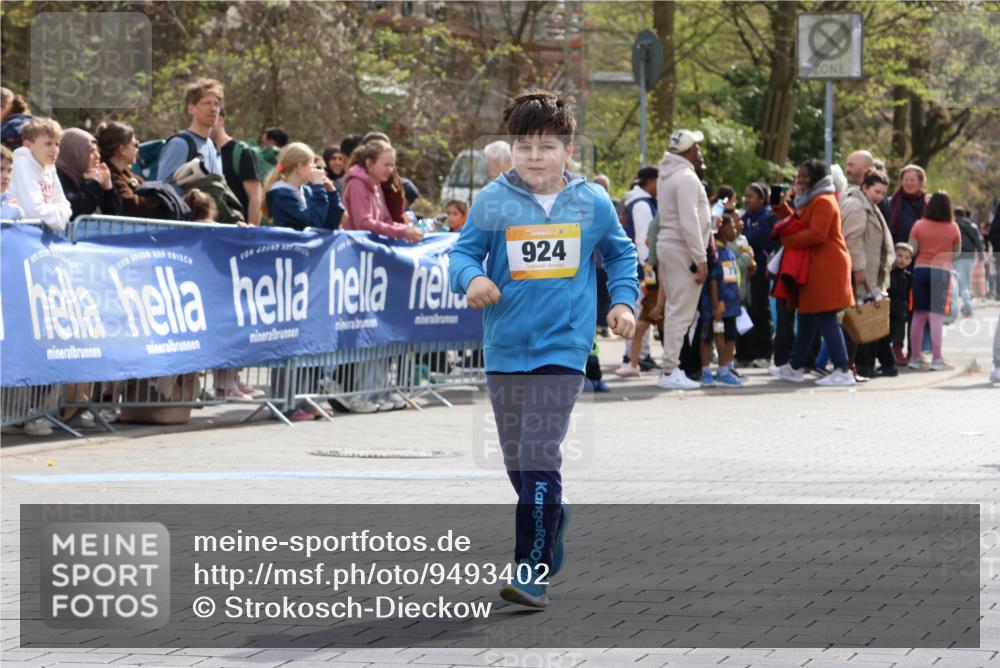 12.04.2026 - 45. Internationalen Wilhelmsburger Insellauf Strokosch-Dieckow http://msf.ph/oto/9493402 12.04.2026 14:38:47 Ziel  meine-sportfotos.de